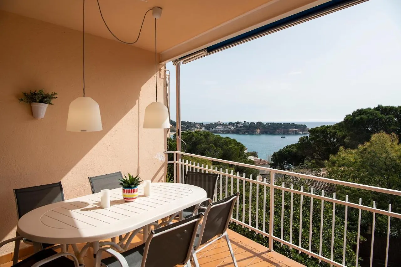 Apartamento familiar con vistas al mar en S'Agaro a 2 minutos a pie de la playa Apartamento Sant Feliu de Guíxols